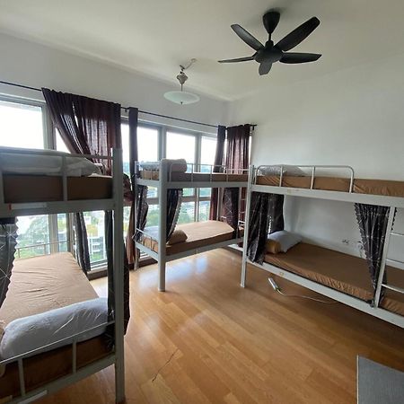 Regalia Bestfriend Hostel Kuala Lumpur Exterior photo